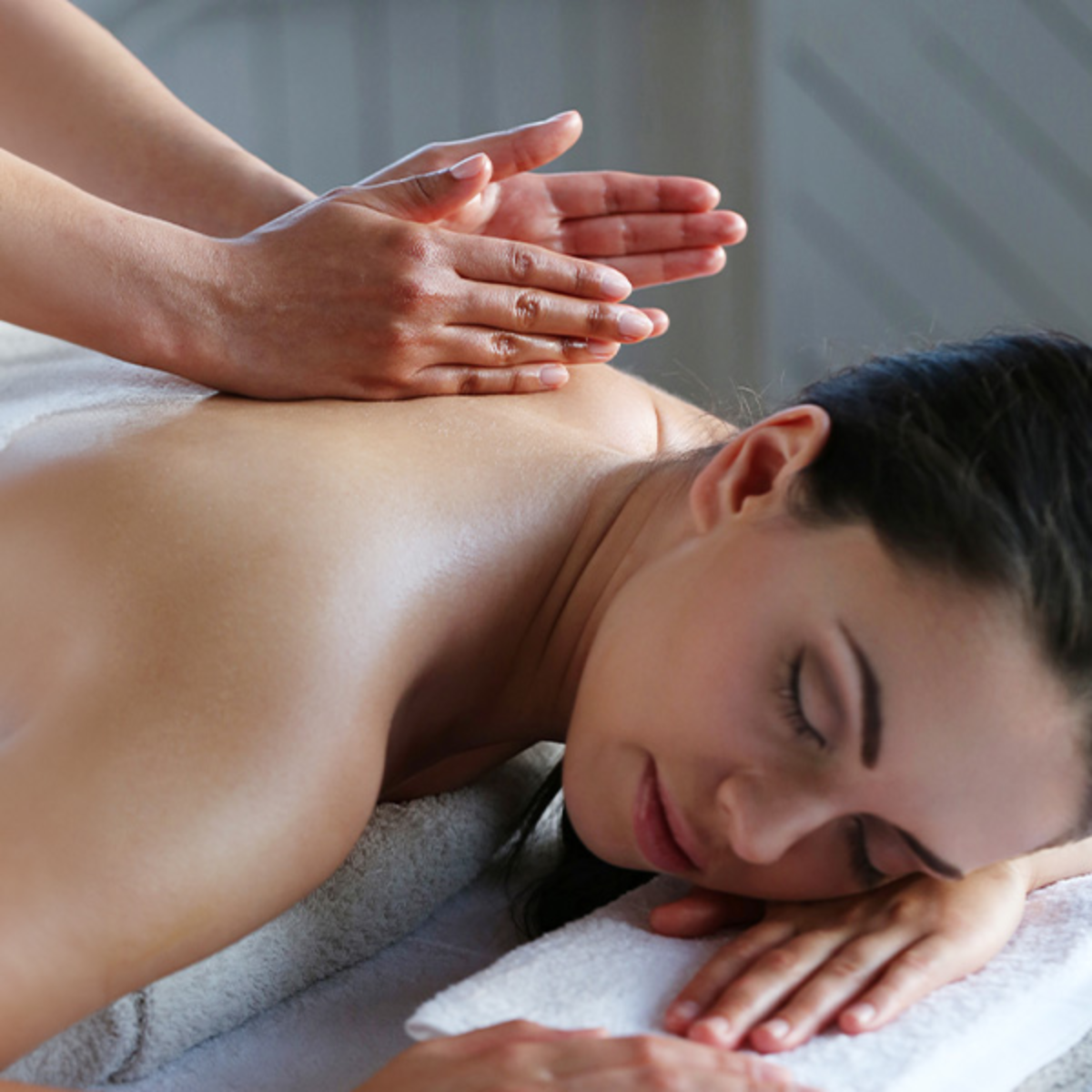 mozy-massage-baad-haad-ngam