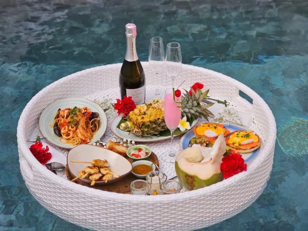 floating-breakfast-offer
