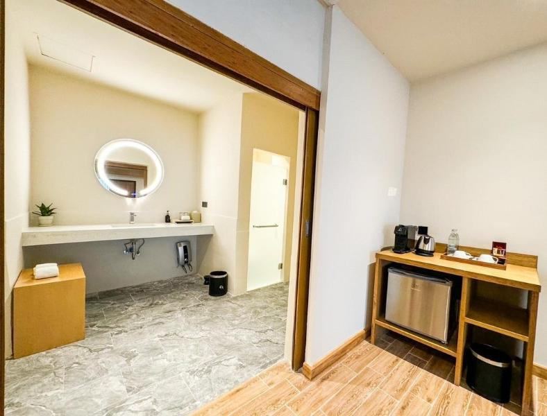 standard-room-baan-haad-ngam